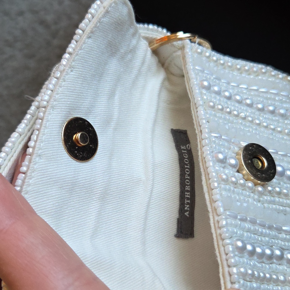 Anthroplogie Small White Bag Or Bag Charm - Picture 3 of 5
